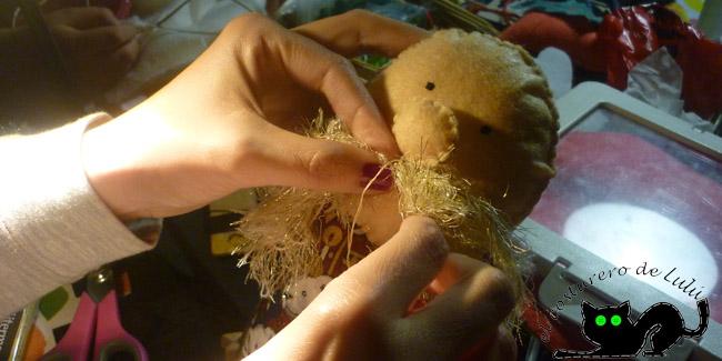 Poniéndole el bigote