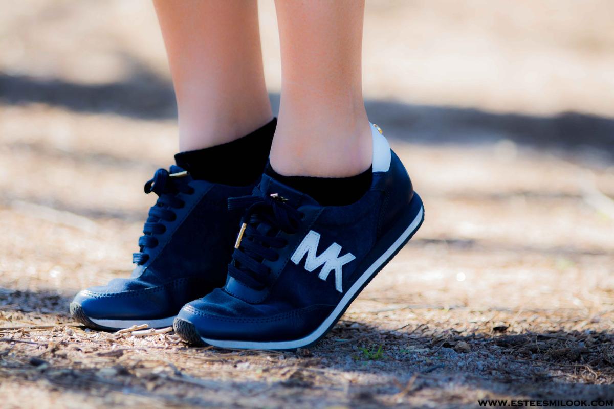 foto tenis y sombrero-0829