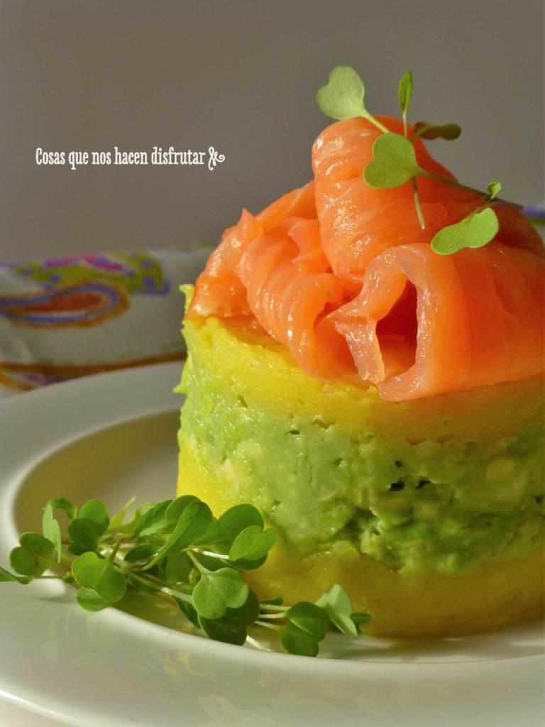 Causa peruana versionada con salmón