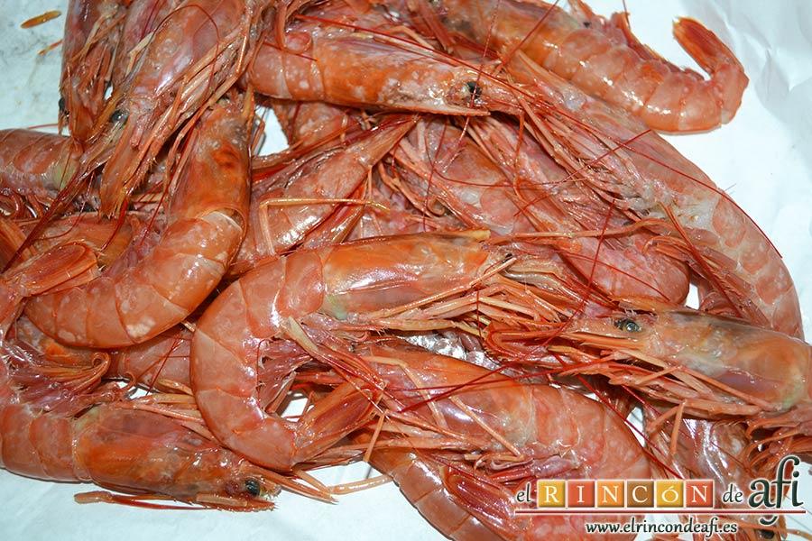 Gambones con camisa de coco, preparar los gambones