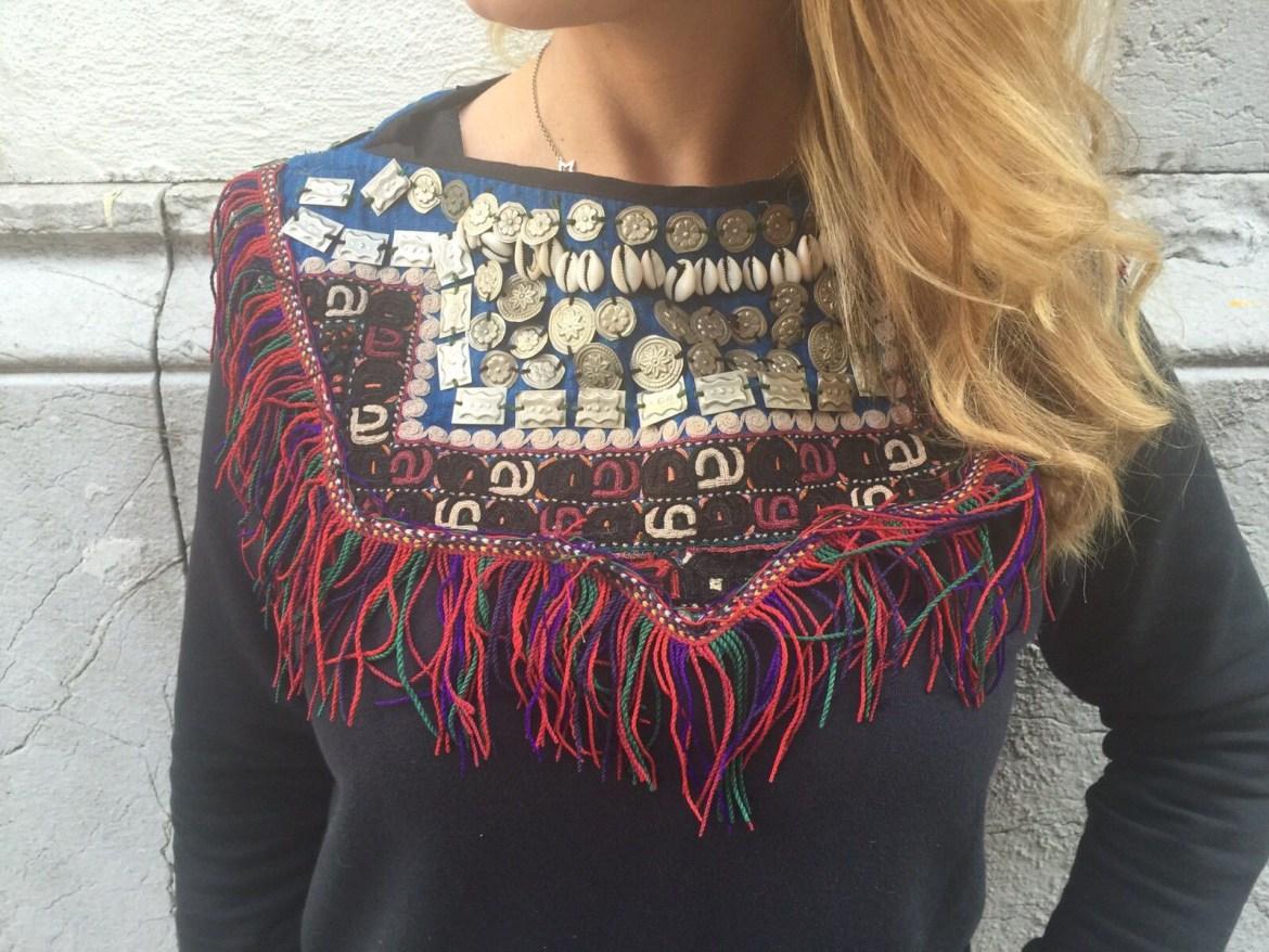 thetrendytravellers cuello afgano