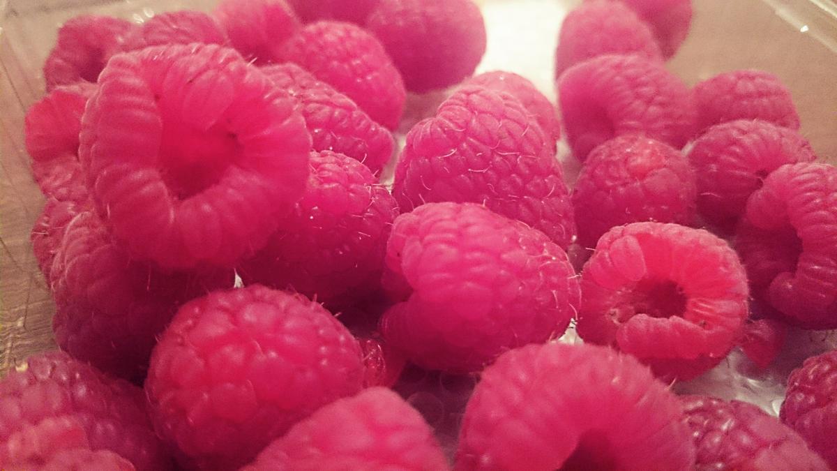 champanconframbuesas-frambuesas