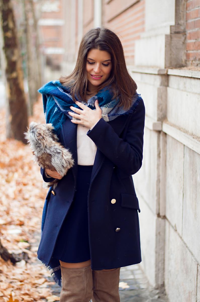 look con botas mosqueteras