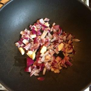 Pasta con tomate y ricotta