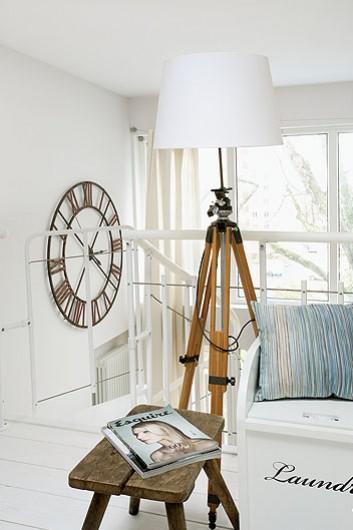 Loft en blanco y madera