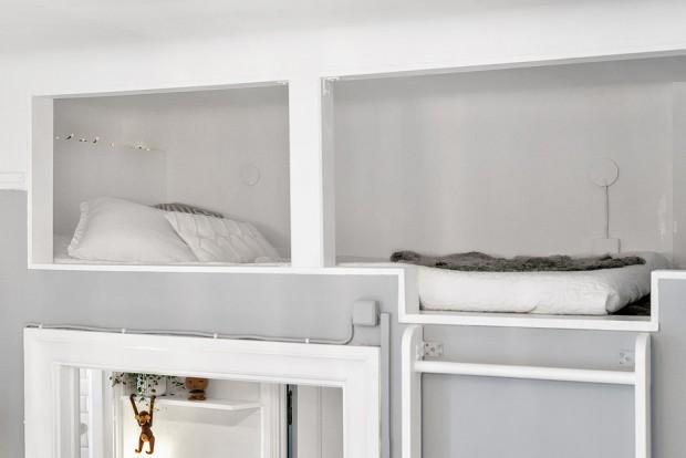 high bed livingroom