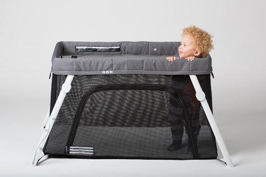 Consejos de seguridad en casa con bebés que empiezan a caminar