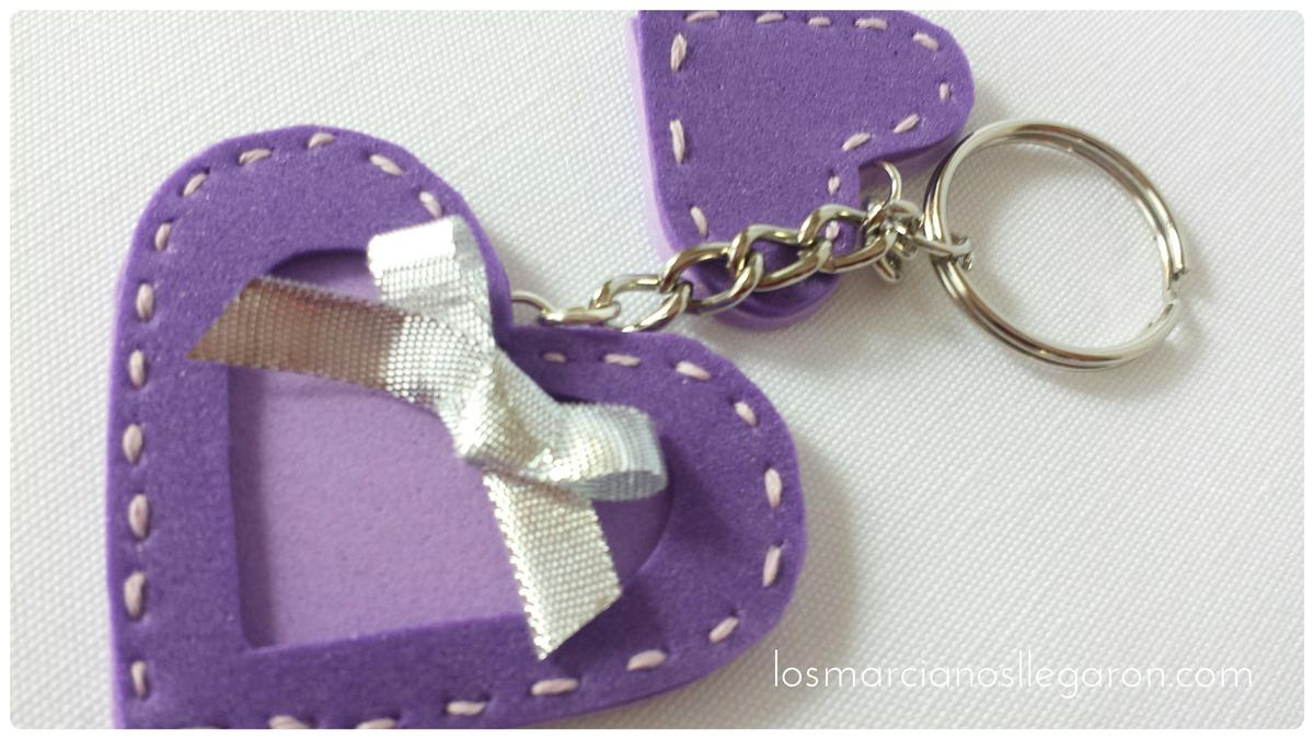 llaveros fáciles con goma eva