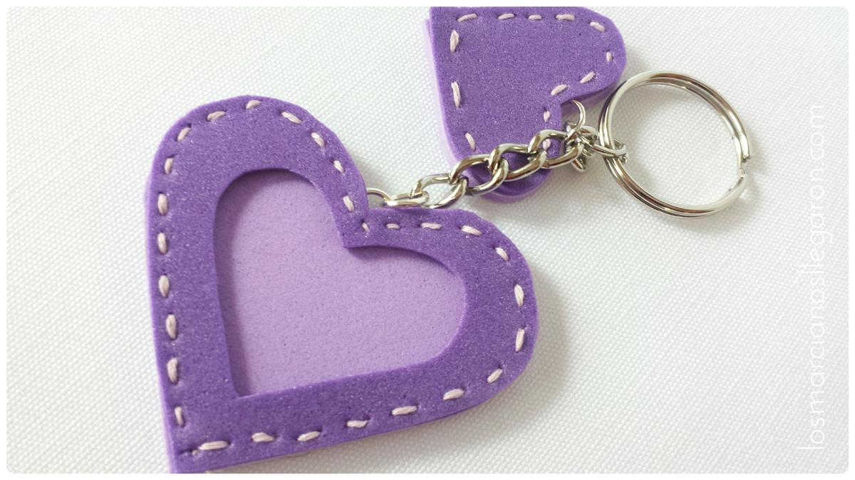 llaveros fáciles con goma eva