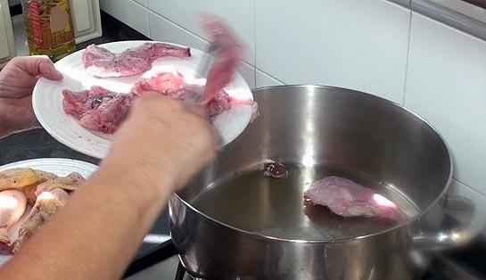 Pollo y Conejo rustido con Setas14