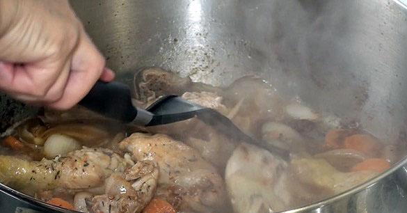 Pollo y Conejo rustido con Setas28