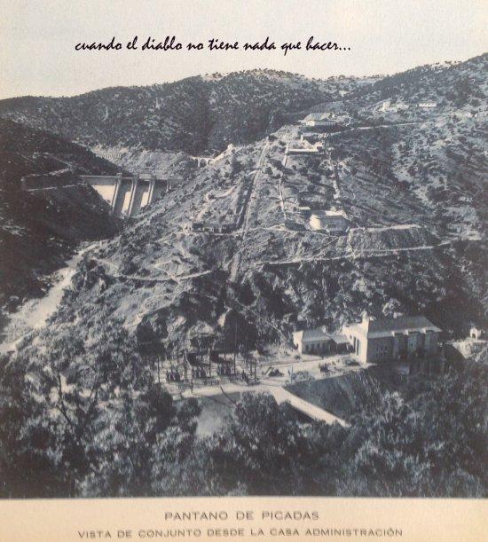 Vista del conjunto desde la casa administración