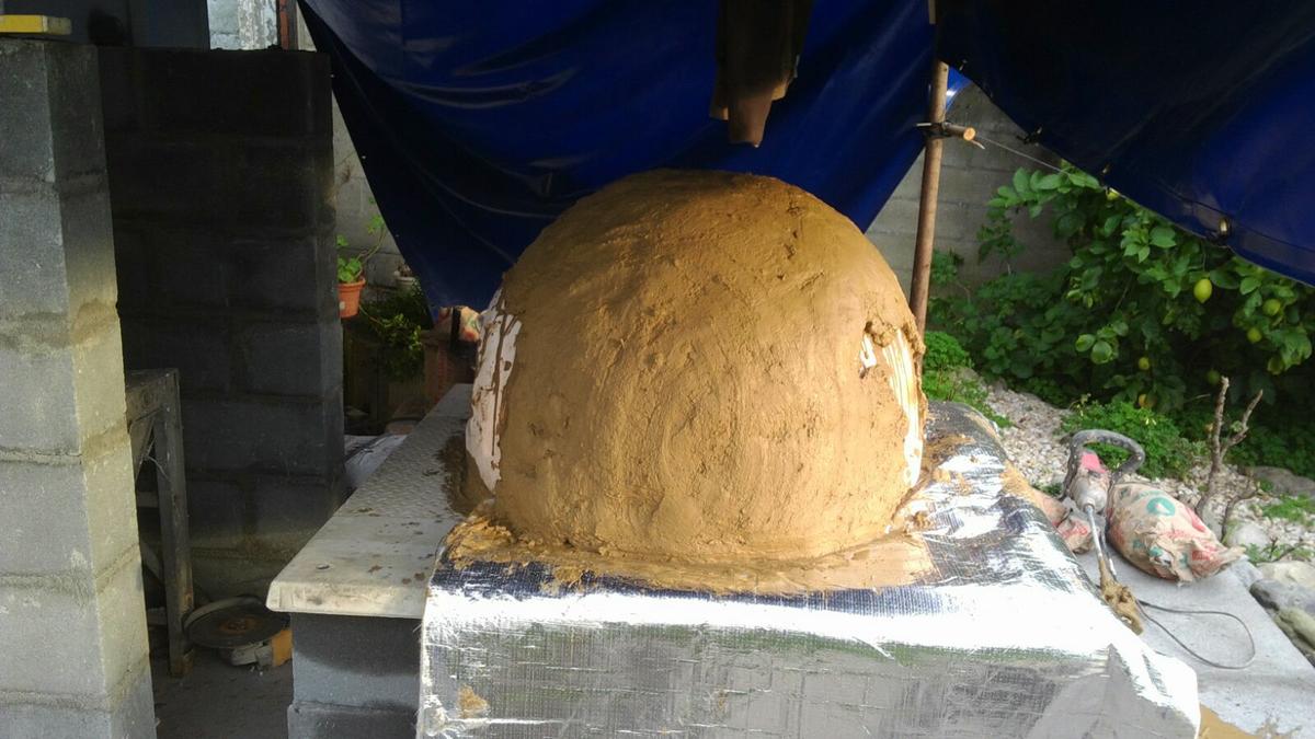 montaje-horno-de-barro-acabado-ladrillo-oleiros-a-coruna (2)