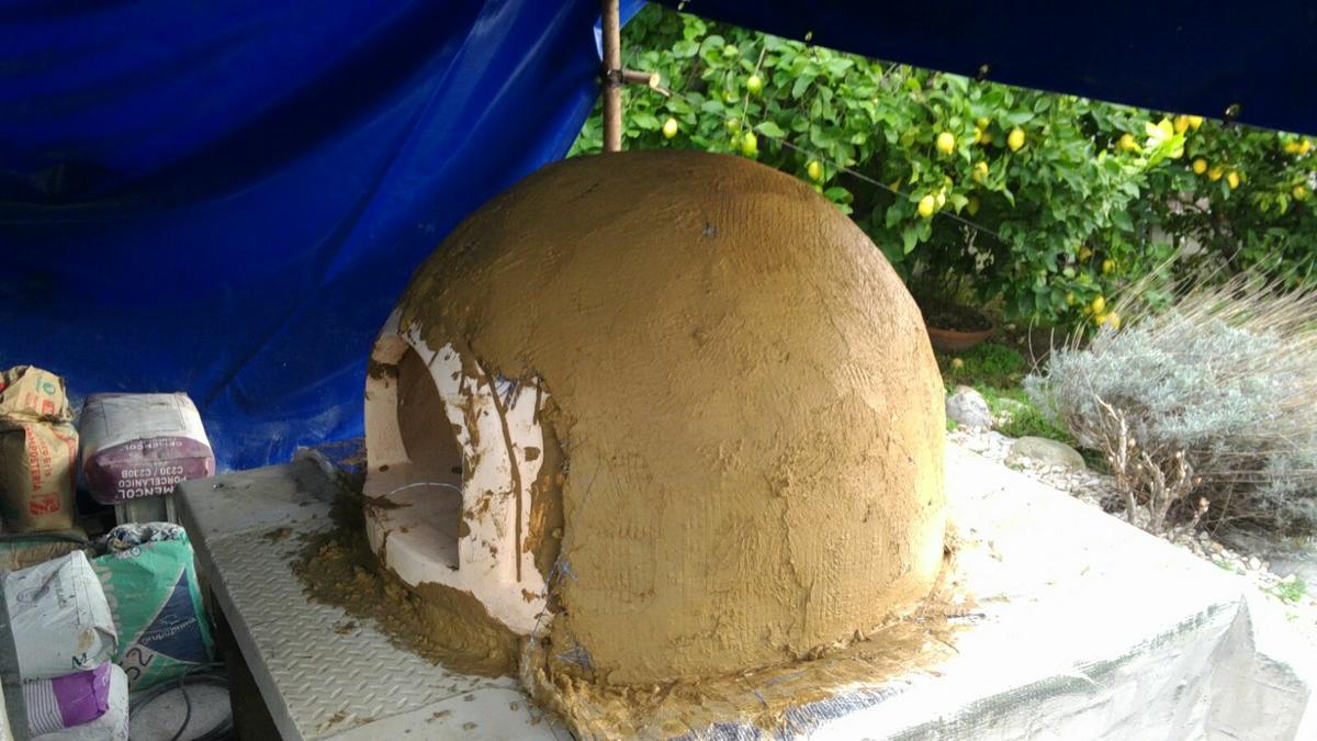 montaje-horno-de-barro-acabado-ladrillo-oleiros-a-coruna (3)