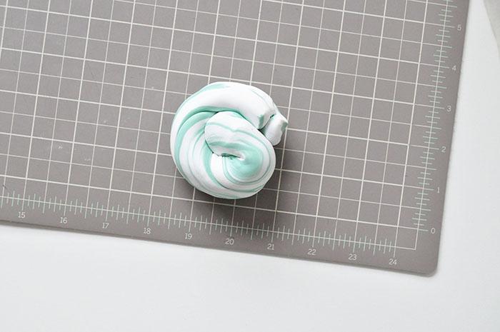 diy colgador geométrico