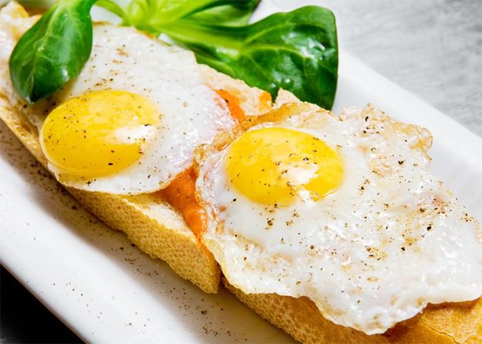 Huevos