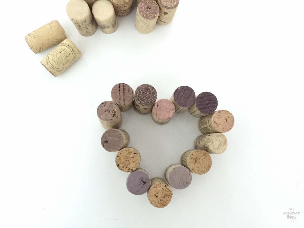 How to make a heart out of wine corks