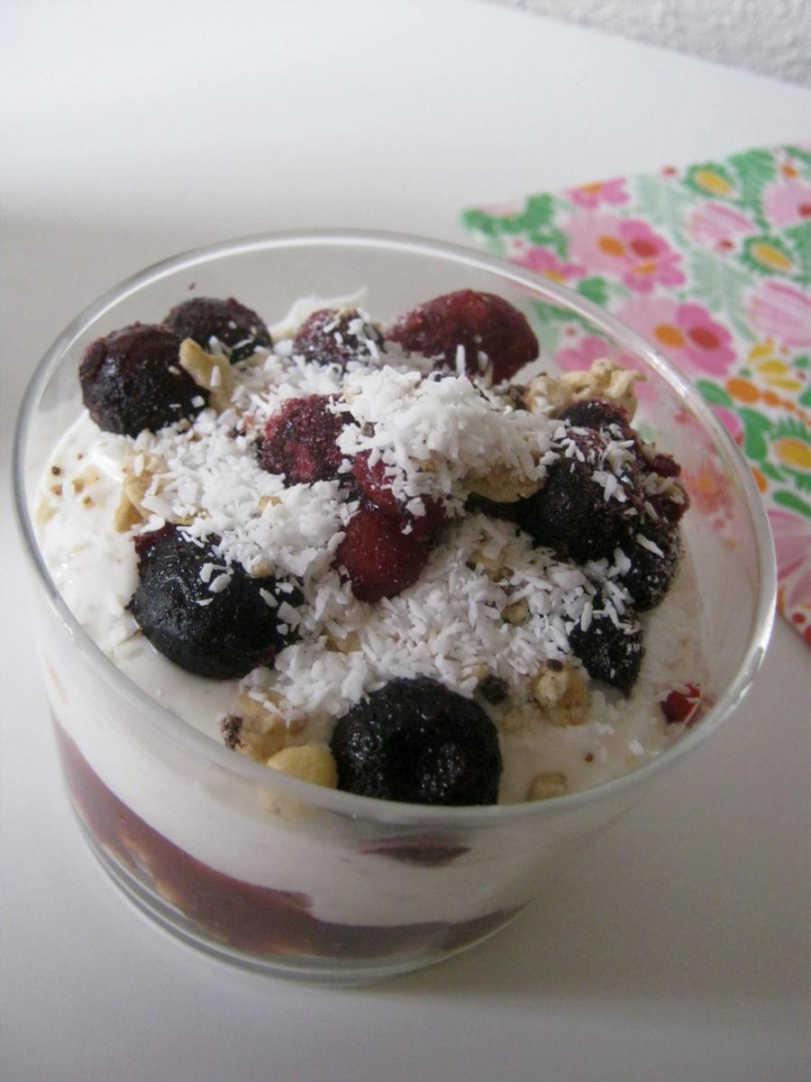 postre yogurt frutas