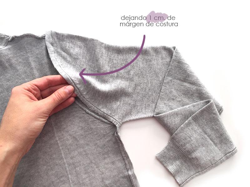 Chaqueta de punto y polipiel de un cardigan básico -DIY-