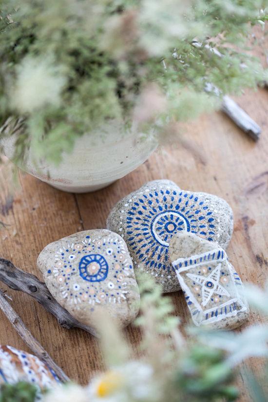 Piedras decoradas con pintura