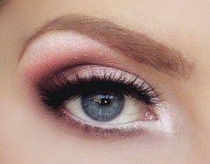 ojos azules water