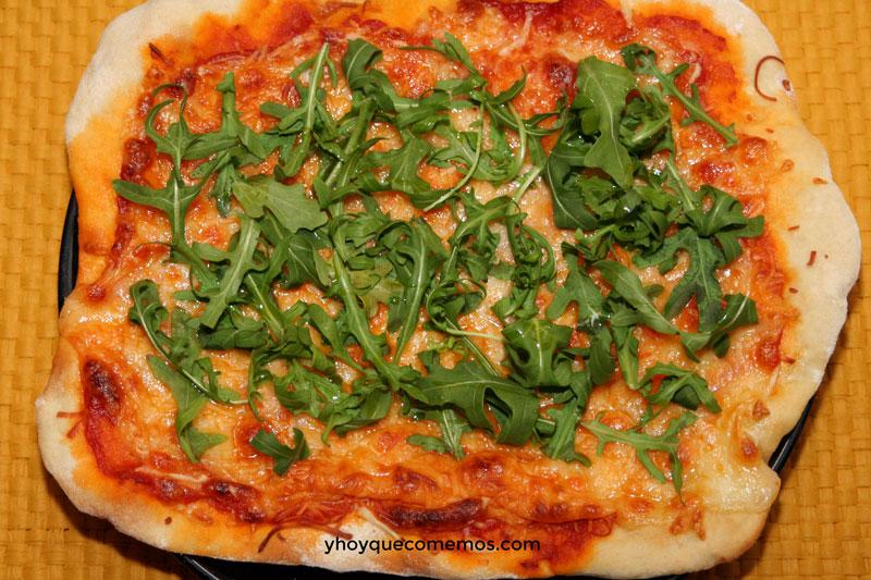 pizza-de-rúcula-casera