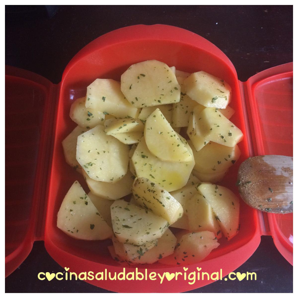 Patatas con ajo y perejil Lékué