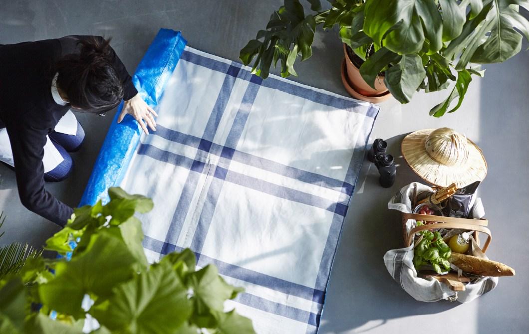 Reutiliza las bolsas azules de Ikea