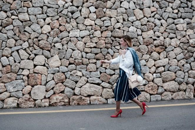 CULOTTES + DENIM + PINK SHOES PAULA CASIELLES 8