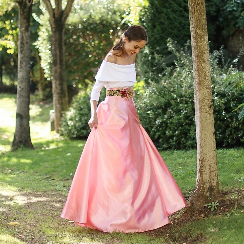 falda-larga-rosa-de-raso-boda