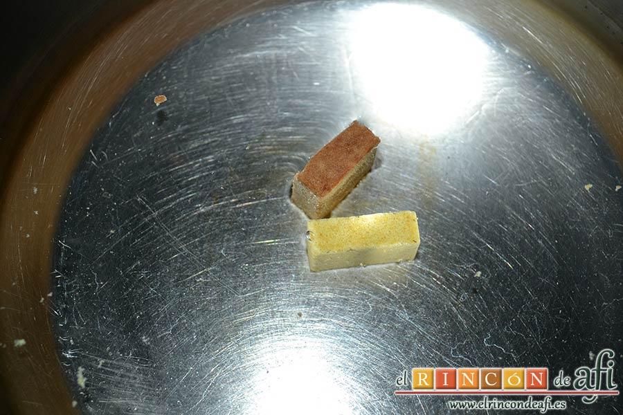 Sopa rápida, en un caldero ponemos el litro de agua con las pastillas de caldo