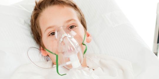 Oxigenoterapia en inhalación de humo