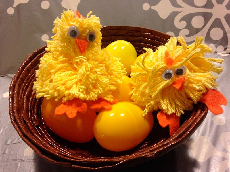 Como-hacer-pollitos-con-pompones-de-lana