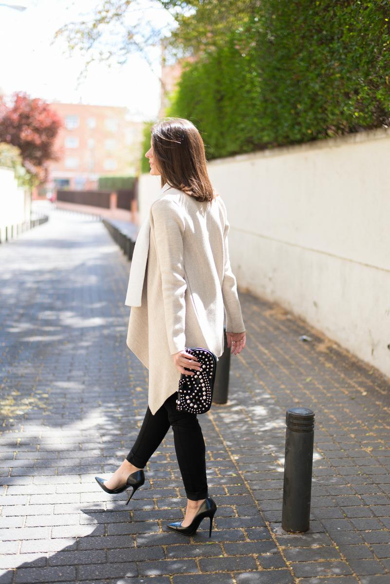 look chic