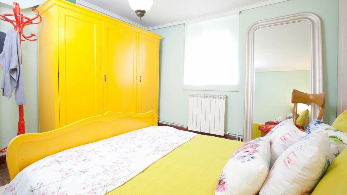 decogarden-579-dormitorio-primaveral-con-colores-alegres-1-1280x720x80xX