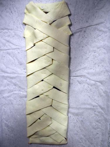 cerrar-la-masa-de-hojaldre-en-forma-de-trenza
