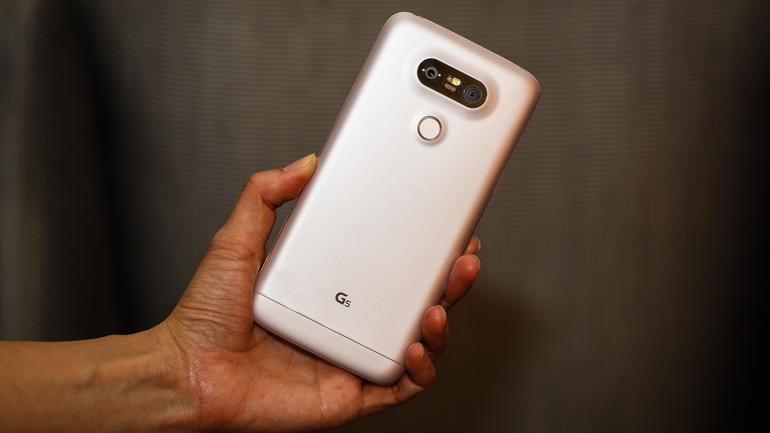 LG G5 en mano