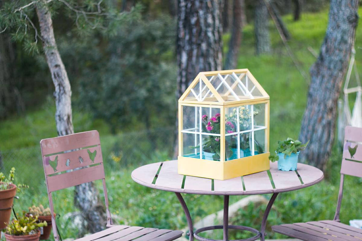 DIY min invernadero, visto en IamaMess Blog