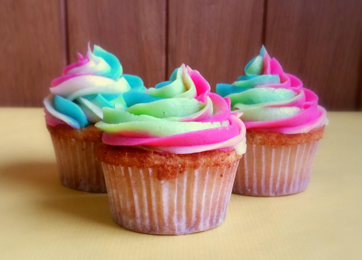 Cupcakes arcoiris- rainbow cupcakes