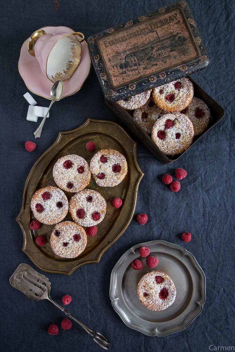 Bizcochitos de frambuesa bandeja