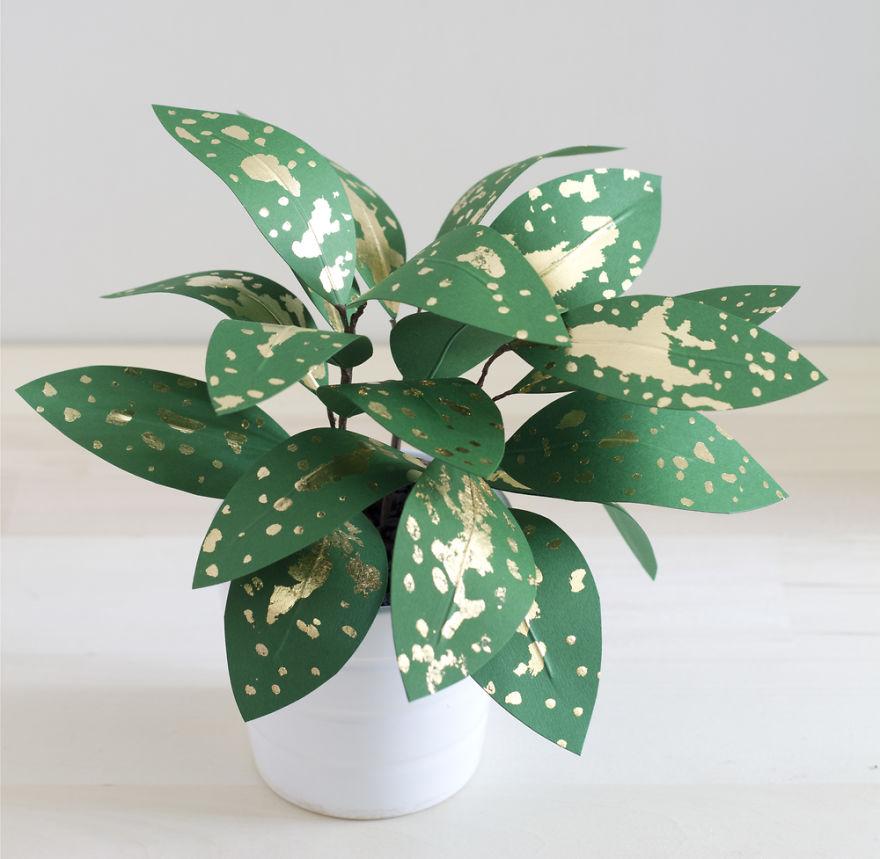 hermosas plantas artificiales hechas con papel