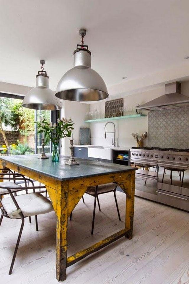 Oversized_Lamps_21