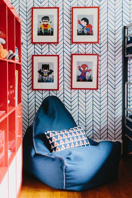 Decorar con papel pintado un dormitorio infantil con estampado geométrico