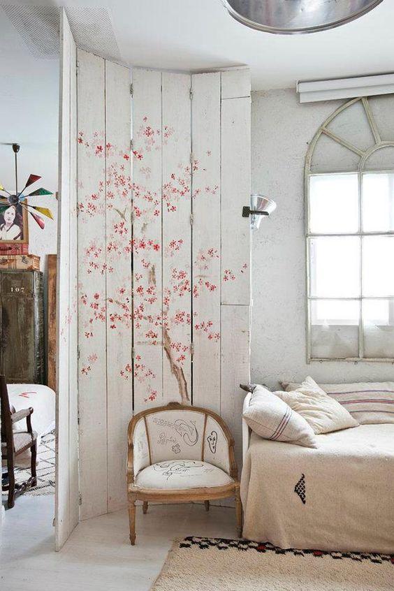 Renovar un dormitorio con presupuesto mini - detalles románticos