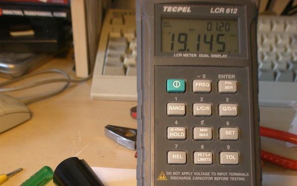 Reparacion de radio antigua - condensador