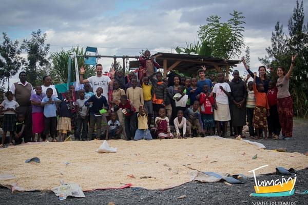 Orfanato y escuela con voluntarios (Kenia)