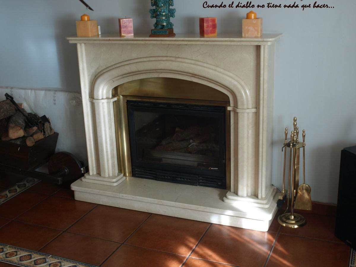 Chimenea de marmol
