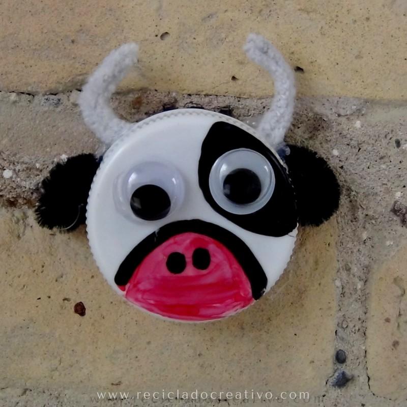 DIY Vaca Manualidad con niños con tapa de botella de plástico