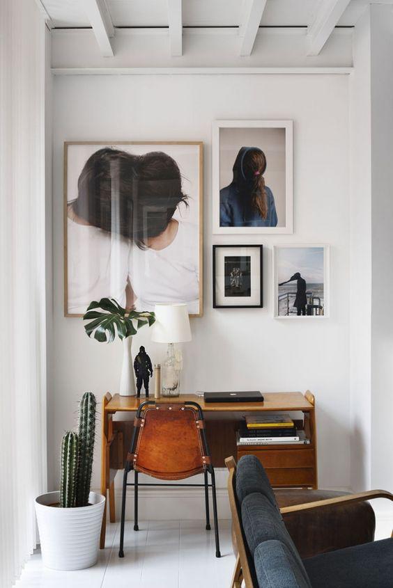 Decorar con cactus un rincón de un salón