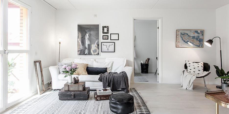 Un apartamento blanco. Luminosidad y amplitud.